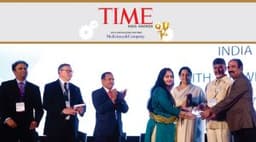 Founders Receiving Award 